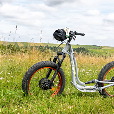 E-TROTT ride - River and countryside